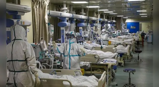  El número de casos de muertes a causa del coronavirus ascendieron a 800 personas en China