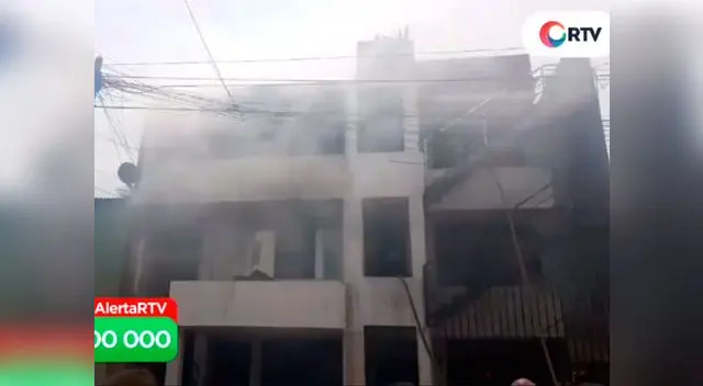 En el incendio salió afectado un señor de 61 ños que fie trasladado a una clínica local