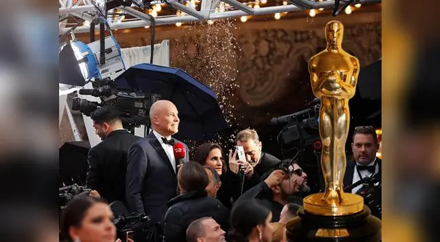 Oscar 2020: La lluvia se filtra en alfombra roja y causa alboroto en los actores