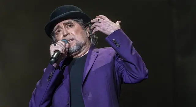 Antes de ir al nosocomio, el músico retornó al escenario para disculparse por la cancelación de su concierto.