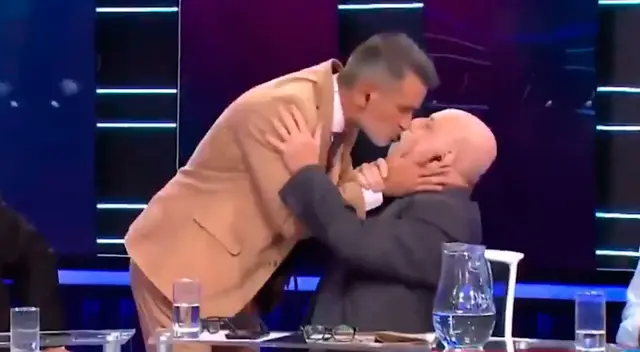 Horacio Pagani se besa en vivo y sorprende a toda la Argentina. Horacio Pagani se besa en vivo y sorprende a toda la Argentina.