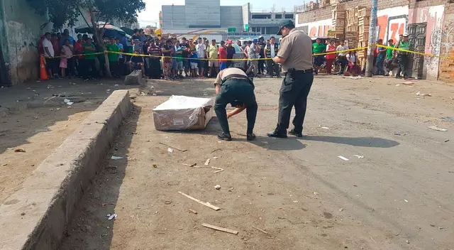 La mujer encontrada dentro de una caja de cartón tenía 18 años La mujer encontrada dentro de una caja de cartón tenía 18 años