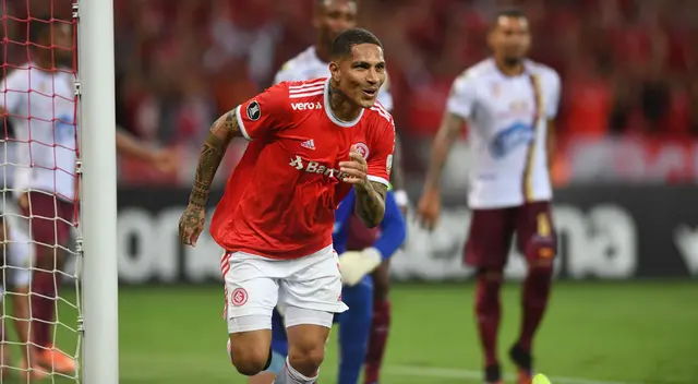 Paolo Guerrero fue la figura del intenso partido disputado en Brasil | Foto: @SCInternacional Paolo Guerrero fue la figura del intenso partido disputado en Brasil | Foto: @SCInternacional