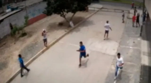 Pánico en SMP por balacera. Pánico en SMP por balacera.