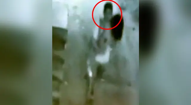 El cadáver de la menor fue hallado entre sacos y bolsas.