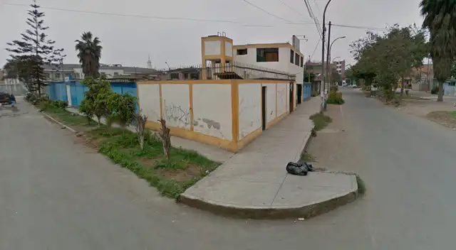El taxista fue llevado de emergencia al hospital de Collique.