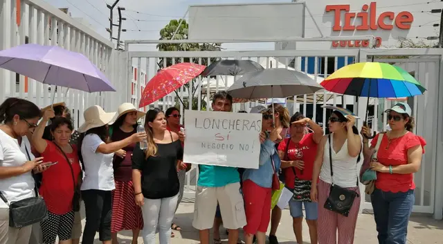 Padres se quejan contra una de las sedes del colegio Trilce. Padres se quejan contra una de las sedes del colegio Trilce.