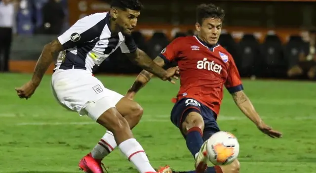 Alianza Lima y Nacional disputaron un intenso encuentro en Matute | Foto: @PedroMonteverde / @DeChalaca