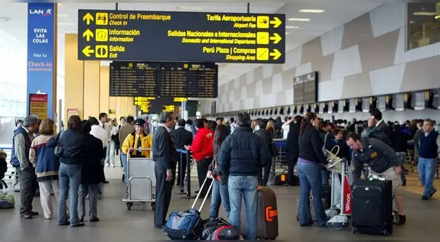 La primera persona contagiada por el virus COVID-19 es aviador comercial. La primera persona contagiada por el virus COVID-19 es aviador comercial.