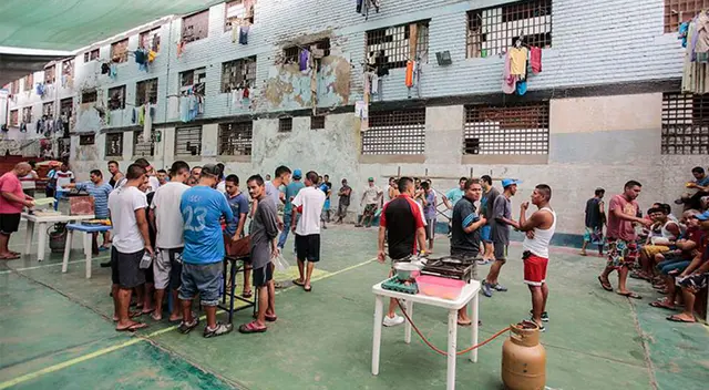 INPE realiza las medidas de prevención dentro de los penales INPE realiza las medidas de prevención dentro de los penales