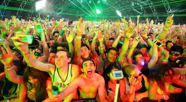 Las personas que hayan comprado sus entradas obtendrán un reintegro en caso no puedan asistir en las nuevas fechas. Las personas que hayan comprado sus entradas obtendrán un reintegro en caso no puedan asistir en las nuevas fechas.