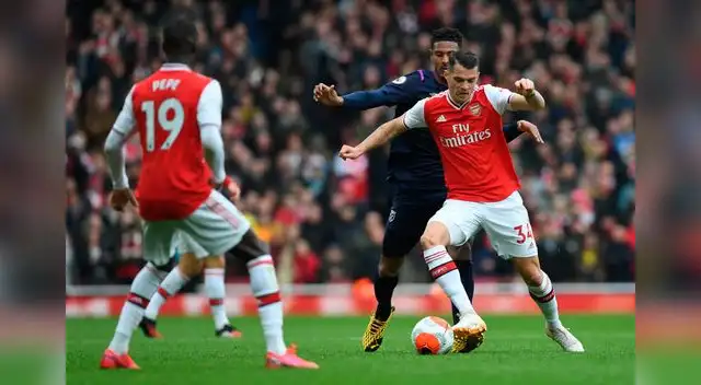 Plantel del Arsenal se encuentra en observación por un posible contagio