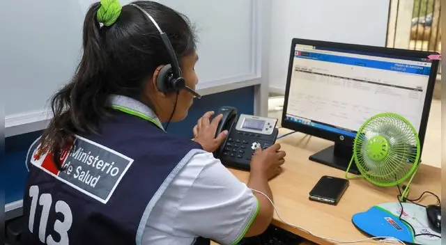 La ministra de Salud,  Elizabeth Hinostroza, indicó que la línea 113 en promedio están atendiendo 10 mil llamadas.