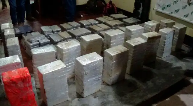 Los paquetes de la droga hallados en el vehículo