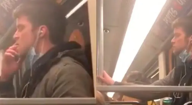 El vagón del metro fue removido de servicio para su limpieza.