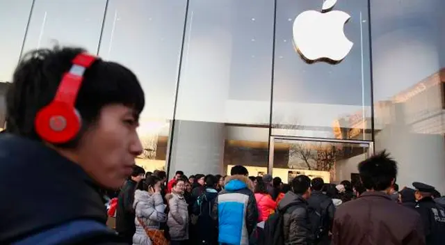 Apple reabre sus tiendas