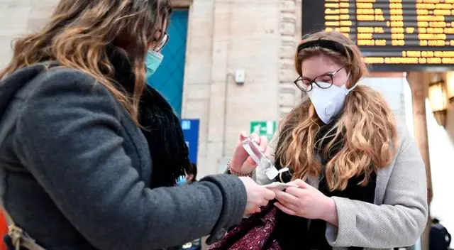 Dinamarca también prohibió viajar al extranjero al personal sanitario. Dinamarca también prohibió viajar al extranjero al personal sanitario.