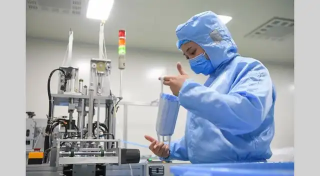 Investigadores señalan que el coronavirus puede sobrevivir en otras superficies