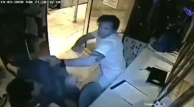 El violento hecho ocurrió en Argentina. El violento hecho ocurrió en Argentina.