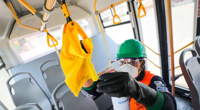 Desinfectarán todas las unidades del transporte público masivo para evitar el Covid-19 Desinfectarán todas las unidades del transporte público masivo para evitar el Covid-19