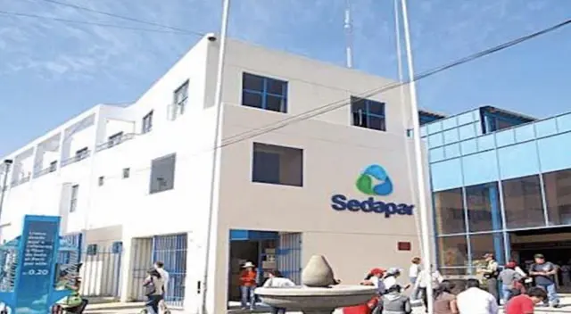 Sedapar suspende corte de agua a deudores en Arequipa. Sedapar suspende corte de agua a deudores en Arequipa.