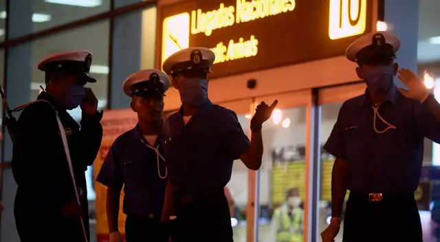 Autoridades empiezan a tomar acciones frente al cierre de congreso. Autoridades empiezan a tomar acciones frente al cierre de congreso.