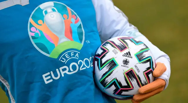 Eurocopa estaba programada para mediados del presente año. Eurocopa estaba programada para mediados del presente año.