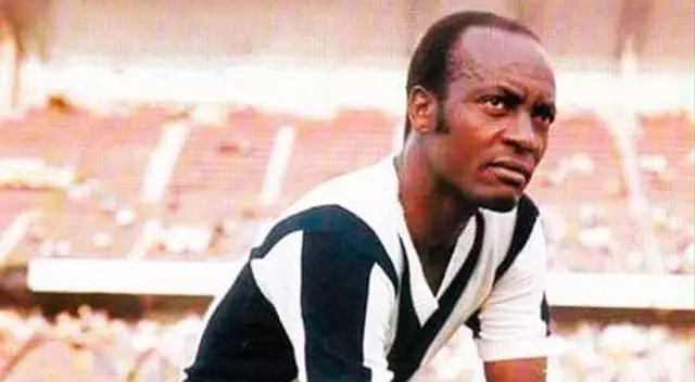 Pitín Zegarra ganó 5 títulos con Alianza Lima. Pitín Zegarra ganó 5 títulos con Alianza Lima.