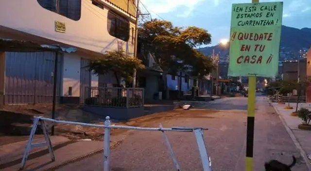 Vecinos de Carabayllo acatan Estado de Emergencia. Foto: RPP Vecinos de Carabayllo acatan Estado de Emergencia. Foto: RPP