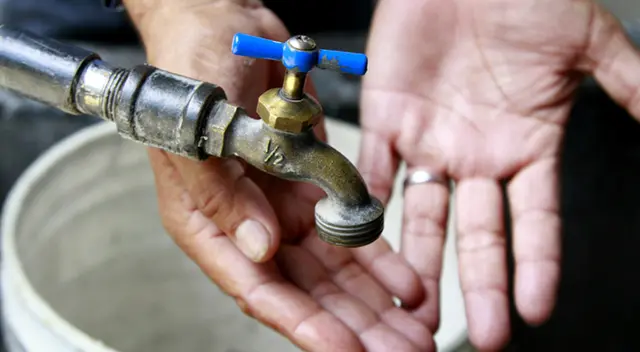 San Juan de Miraflores sin agua. Foto referencial. San Juan de Miraflores sin agua. Foto referencial.