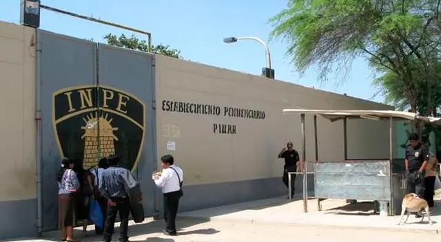 Hasta el momento no se ha reportado ninguna persona herida ni rehenes. Hasta el momento no se ha reportado ninguna persona herida ni rehenes.