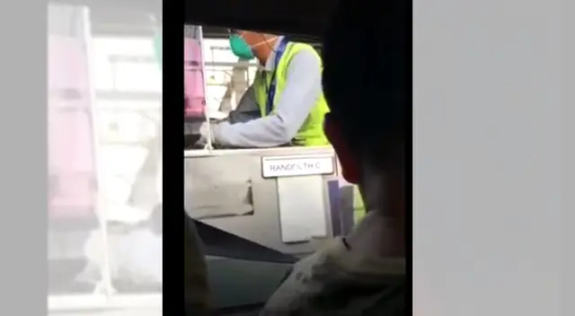 Cobran peaje a militares. Cobran peaje a militares.