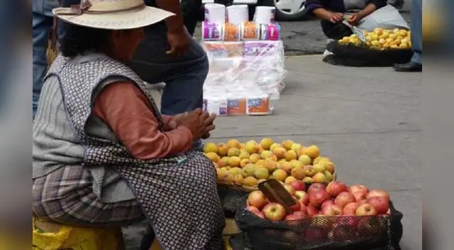 Policía, Fuerza Armada y Serenasgo del sector evitaron que se arme una feria. Policía, Fuerza Armada y Serenasgo del sector evitaron que se arme una feria.