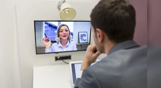 La tecnología ha facilitado a los departamentos de Recursos Humanos, el proceso de reclutamiento. La tecnología ha facilitado a los departamentos de Recursos Humanos, el proceso de reclutamiento.