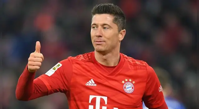 Hermoso gesto de Lewandoski.