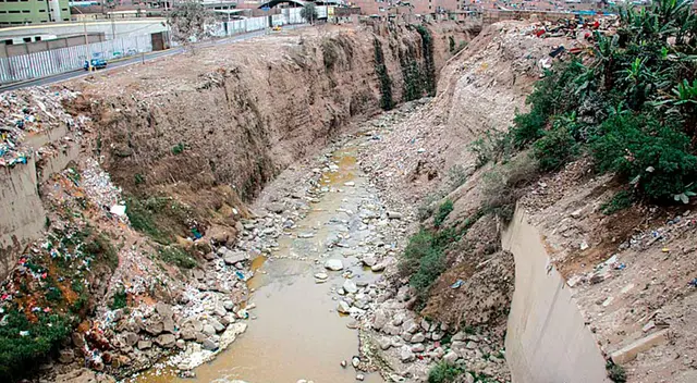 Hallan el cuerpo sin vida de un hombre en el río Rímac Hallan el cuerpo sin vida de un hombre en el río Rímac