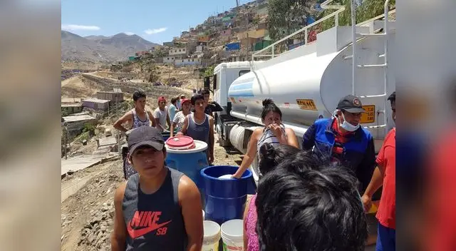 La Municipalidad de Villa María del Triunfo viene coordinand con sedapal para la asistencia de camiones cisternas de agua potable en los asentamientos humanos.