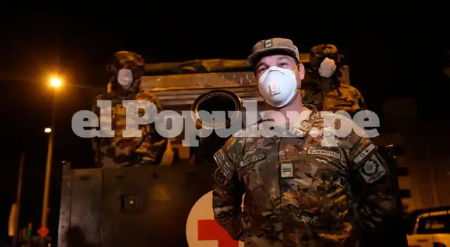 Alcalde de La Victoria realiza desinfección en las calles de su distrito. Alcalde de La Victoria realiza desinfección en las calles de su distrito.