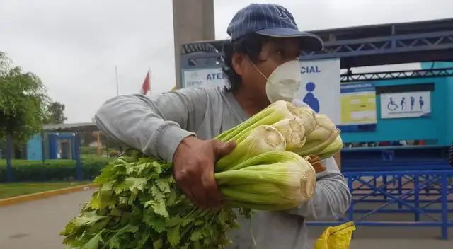 San Juan de Lurigancho. San Juan de Lurigancho.