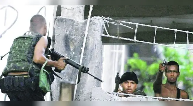 Los narcotraficantes locales amenazaron  a las personas que no cumplan con el toque de queda.