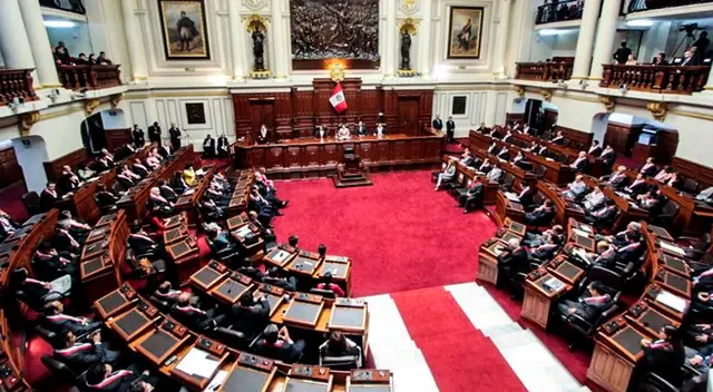 Pleno se llevaría cabo hoy con solo la mitad de los congresistas elegidos Pleno se llevaría cabo hoy con solo la mitad de los congresistas elegidos