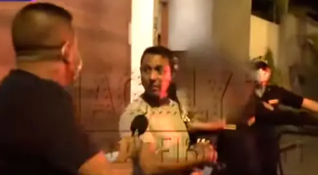 Nolberto Solano fue detenido junto a Pablo Zegarra por incumplir aislamiento social. Nolberto Solano fue detenido junto a Pablo Zegarra por incumplir aislamiento social.