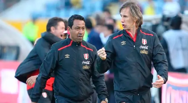 Ricardo Gareca evalúa continuidad de Nolberto Solano en su comendo técnico