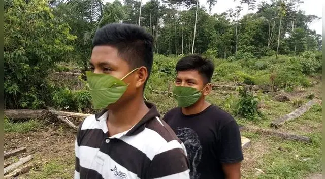 Indígenas de la comunidad nativa de Tampe.