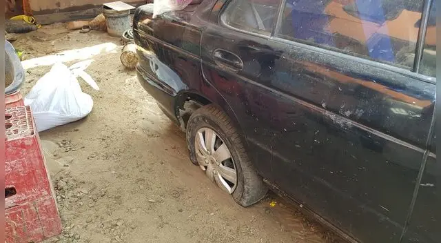 Vecinos del asentamiento humano Luis Felipe de Chorrillos resultaron afectados por la ruptura de tubería de Sedapal.