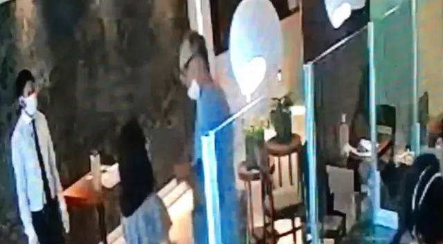 Este inconcebible hecho fue captado por las cámaras de seguridad del Hotel Buenos Aires. Este inconcebible hecho fue captado por las cámaras de seguridad del Hotel Buenos Aires.