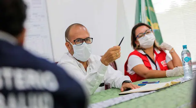 Víctor Zamora, ministro de Salud Víctor Zamora, ministro de Salud