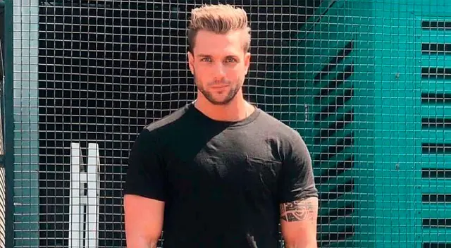 Nicola Porcella critica a las personas que colaboran de forma interesada.