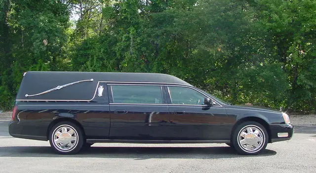 Roban carrosa fúnebre. Roban carrosa fúnebre.