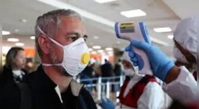 Reportan un primer paciente infectado con dos tipos del coronavirus